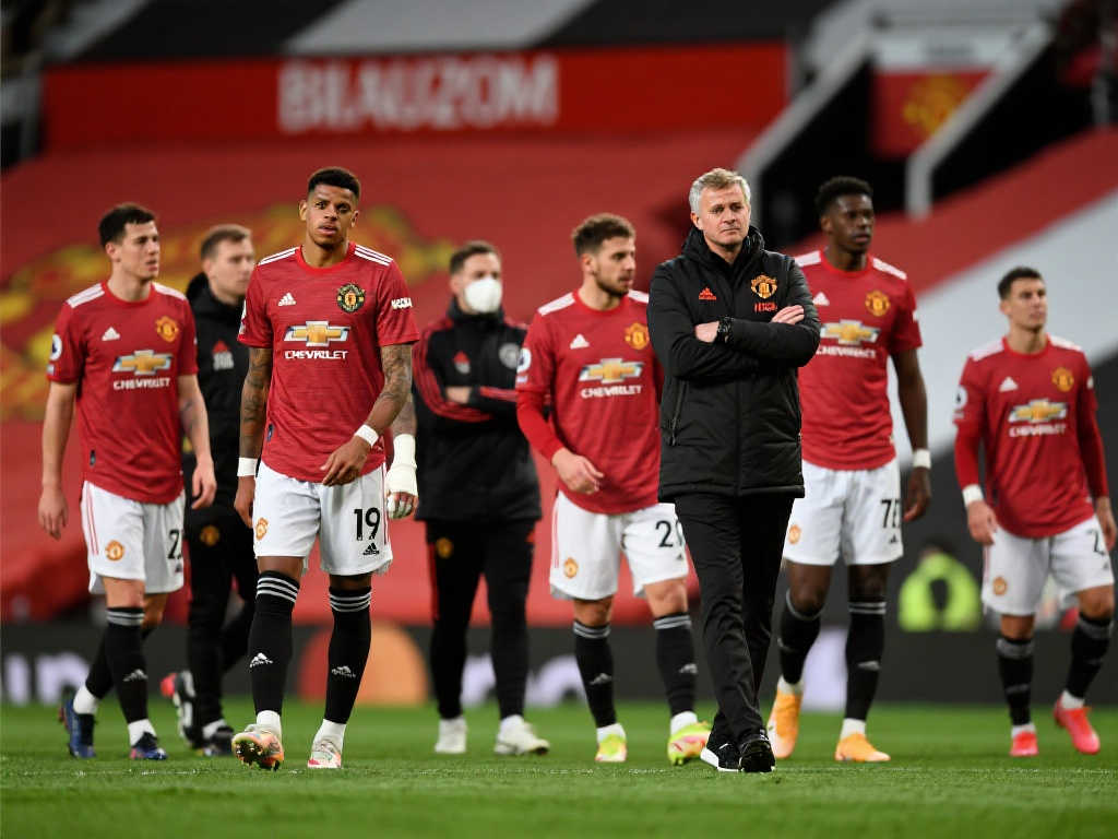 曼联铁卫赛季提前回归，目标欧联杯决赛！七将缺阵对阵毕尔巴鄂